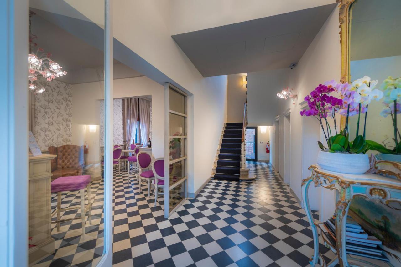 Villa Elda Boutique Hotel Siena Bagian luar foto