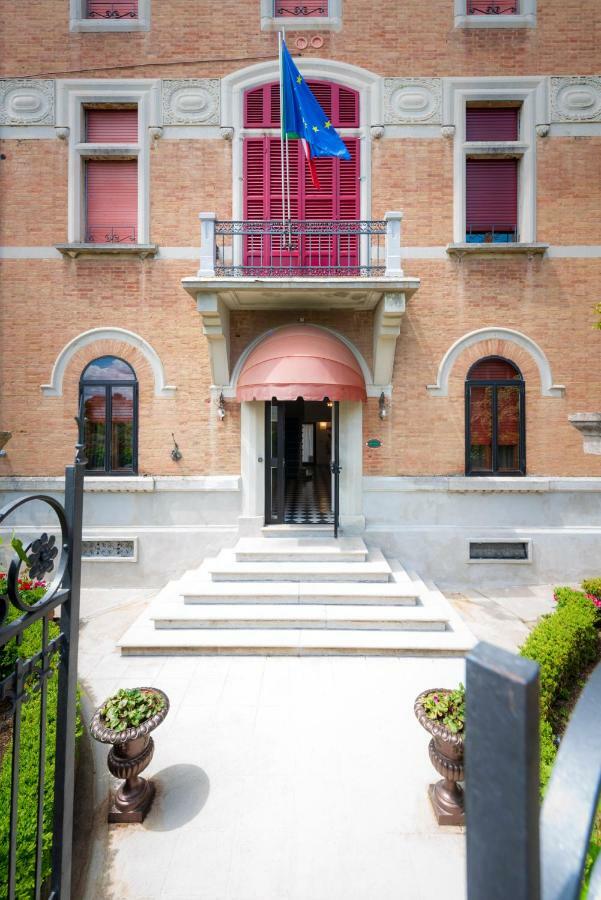 Villa Elda Boutique Hotel Siena Bagian luar foto